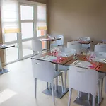 Campanile Nantes Отель 3*