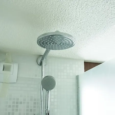 Campanile Nantes מלון