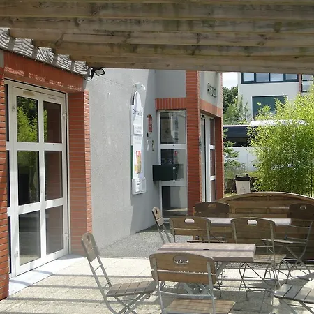 Otel Campanile Nantes