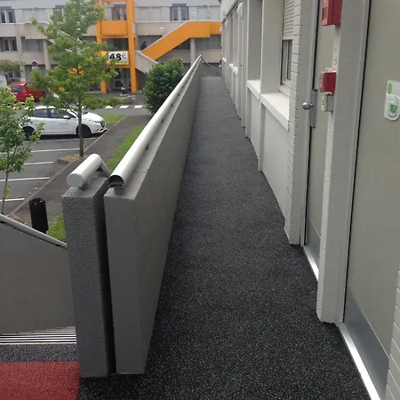 Campanile Nantes Otel 3*