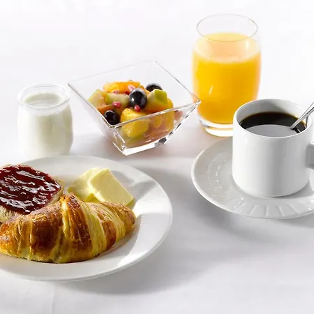 Otel Campanile Nantes