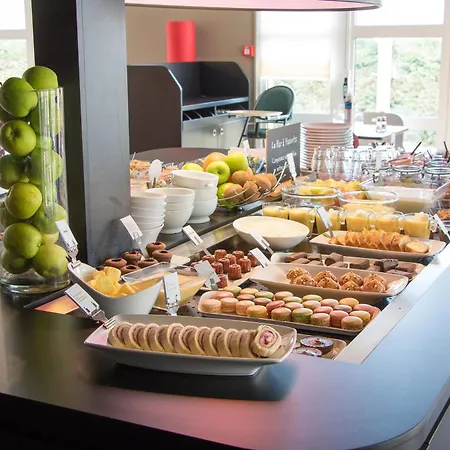 Campanile Nantes Otel 3*