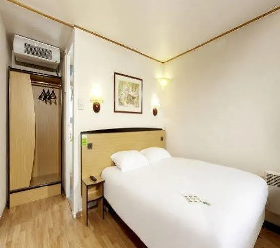 Campanile Nantes Hotel 3*